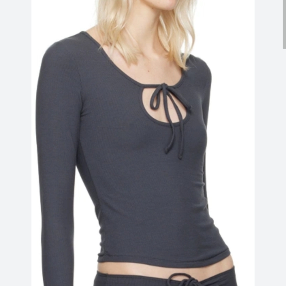 NWT SKIMS Soft Lounge Tie Front Top
